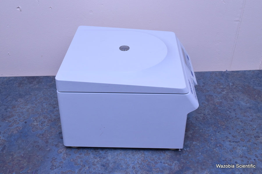 EPPENDORF CENTRIFUGE 5471C WITHOUT ROTOR