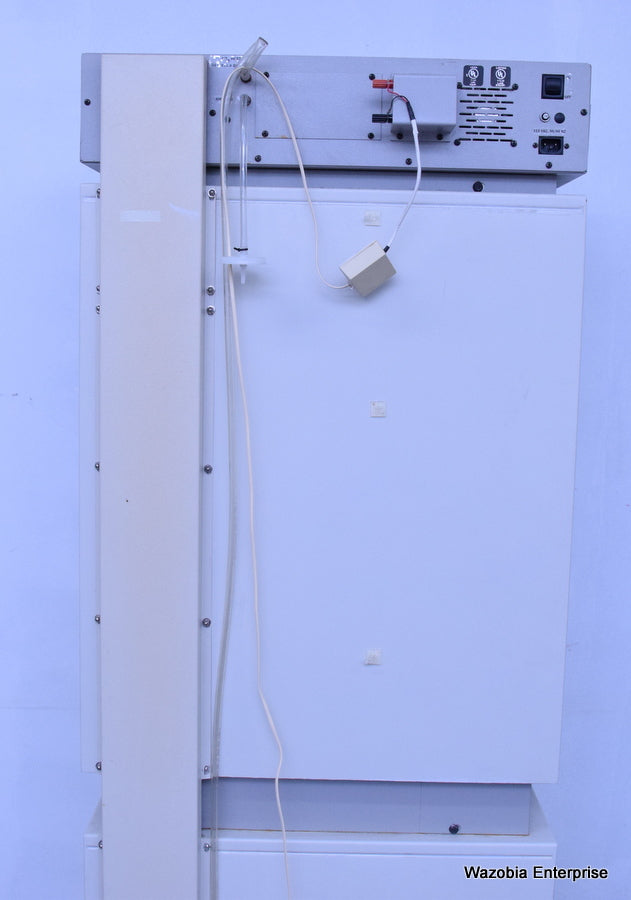 NUAIRE IR AUTOFLOW CO2 WATER-JACKETED INCUBATOR MODEL NU-2700