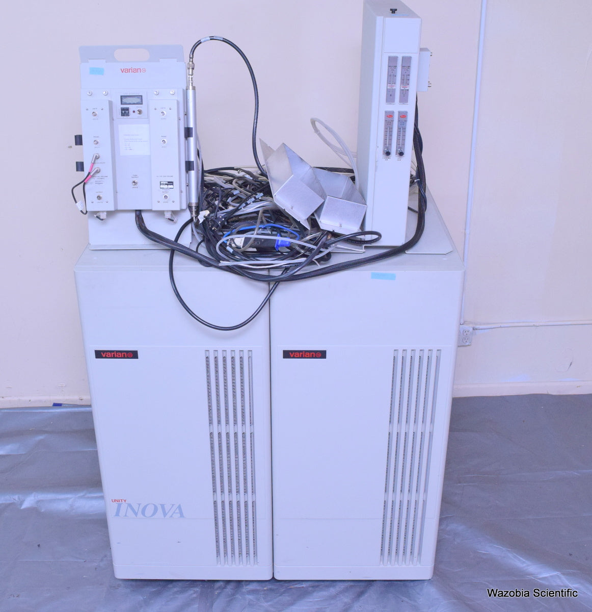 VARIAN UNITY INOVA NMR SPECTROMETER CONTROL CONSOLE L700  3900-11 AMPLIFIER