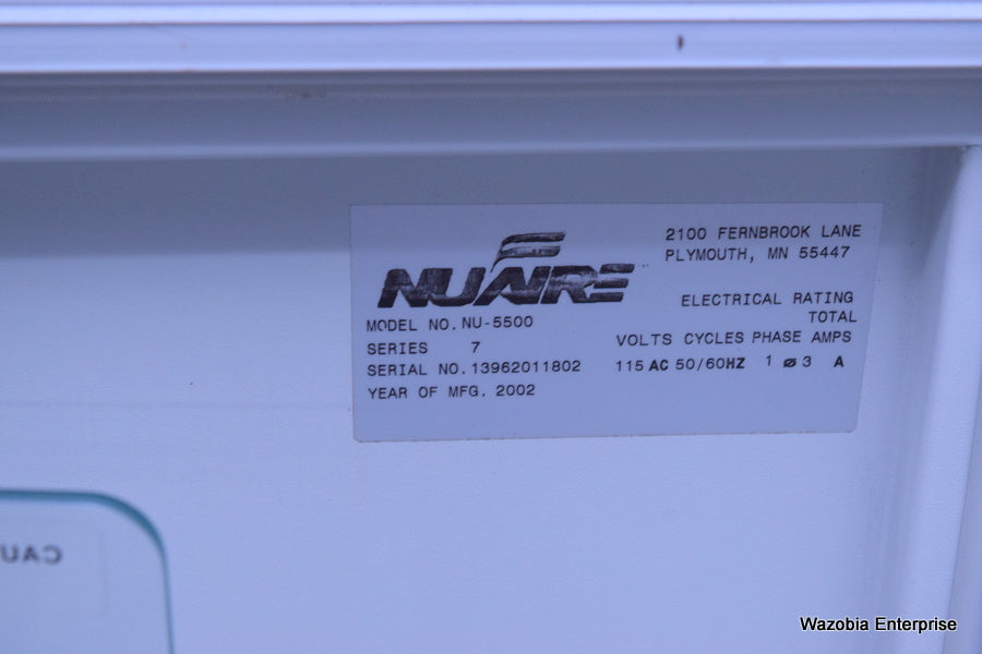 NUAIRE DH AUTOFLOW CO2 AIR-JACKETED INCUBATOR MODEL NU-5500