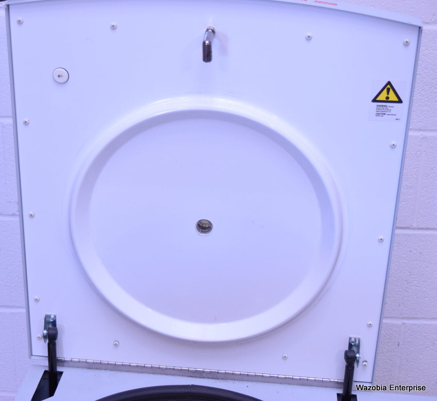 IEC MARATHON 3000R LABORATORY CENTRIFUGE WITH  ROTOR