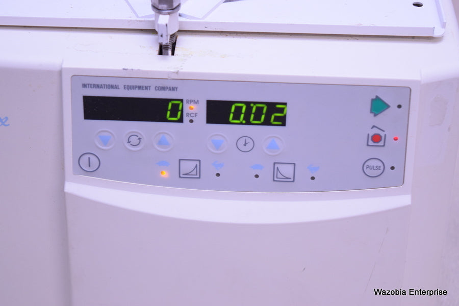 IEC MICROMAX LABORATORY CENTRIFUGE MODEL MICROMAX WITH ROTOR