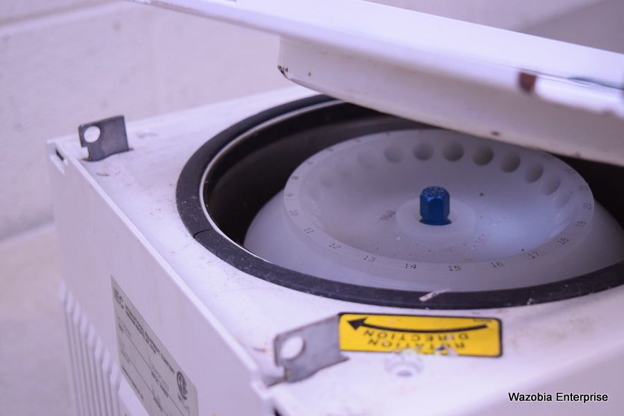 IEC MICROMAX LABORATORY CENTRIFUGE MODEL MICROMAX WITH ROTOR