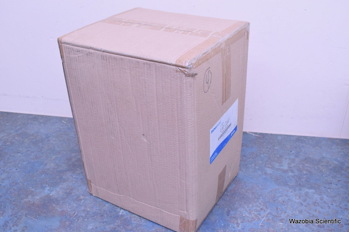 FISHER SCIENTIFIC  FISHER BRAND LARGE LAB COAT 17-100-891A 30/CASE