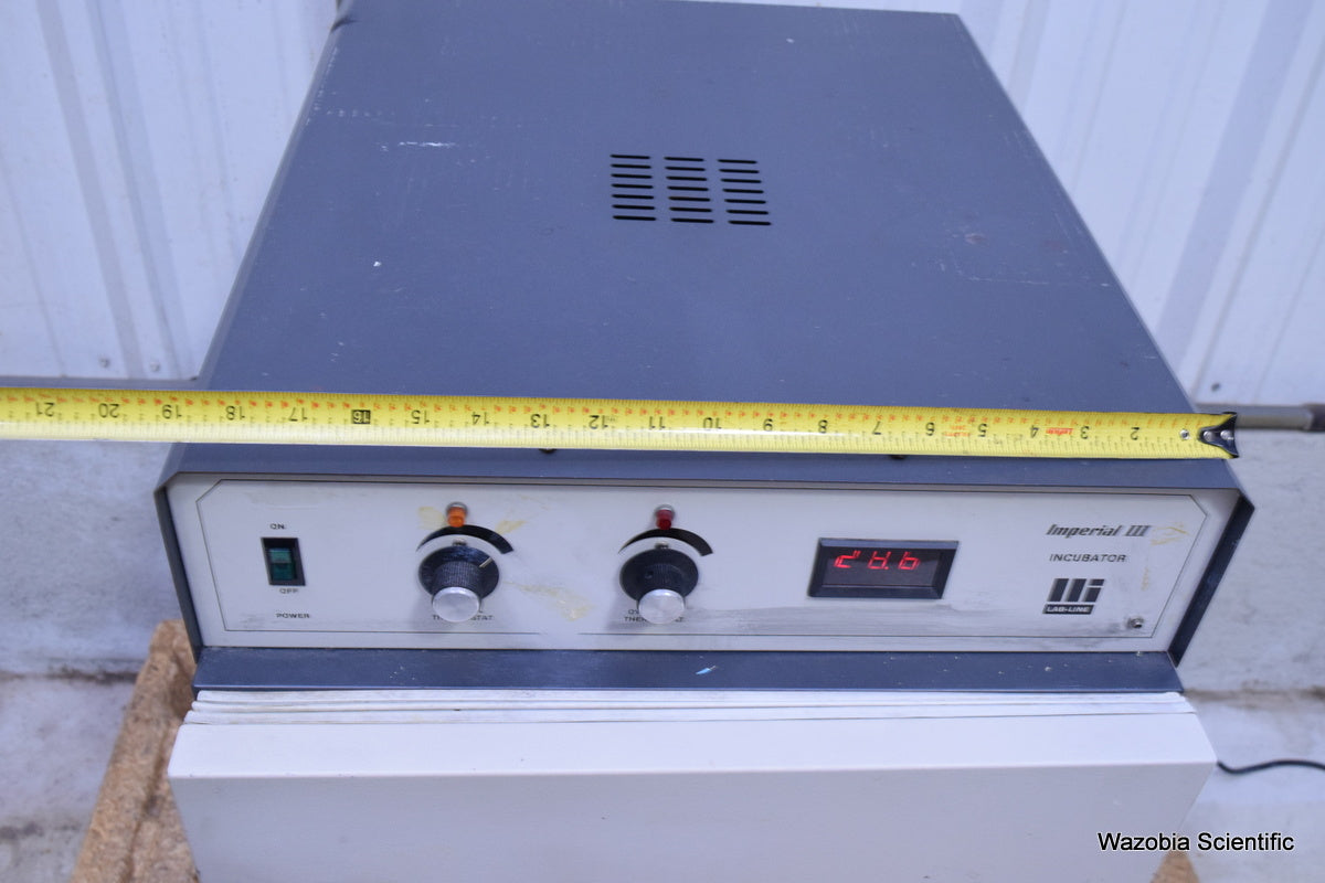 LAB-LINE IMPERIAL III INCUBATOR MODEL 305