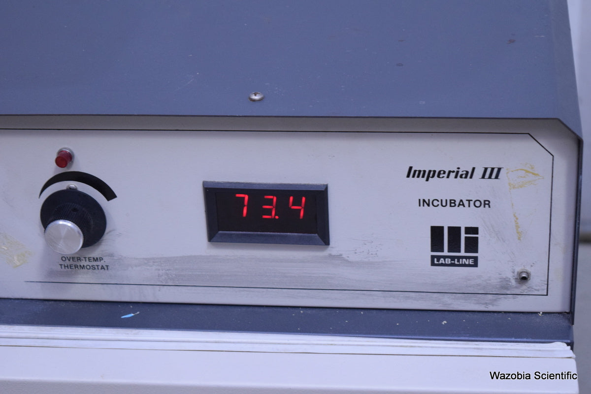 LAB-LINE IMPERIAL III INCUBATOR MODEL 305