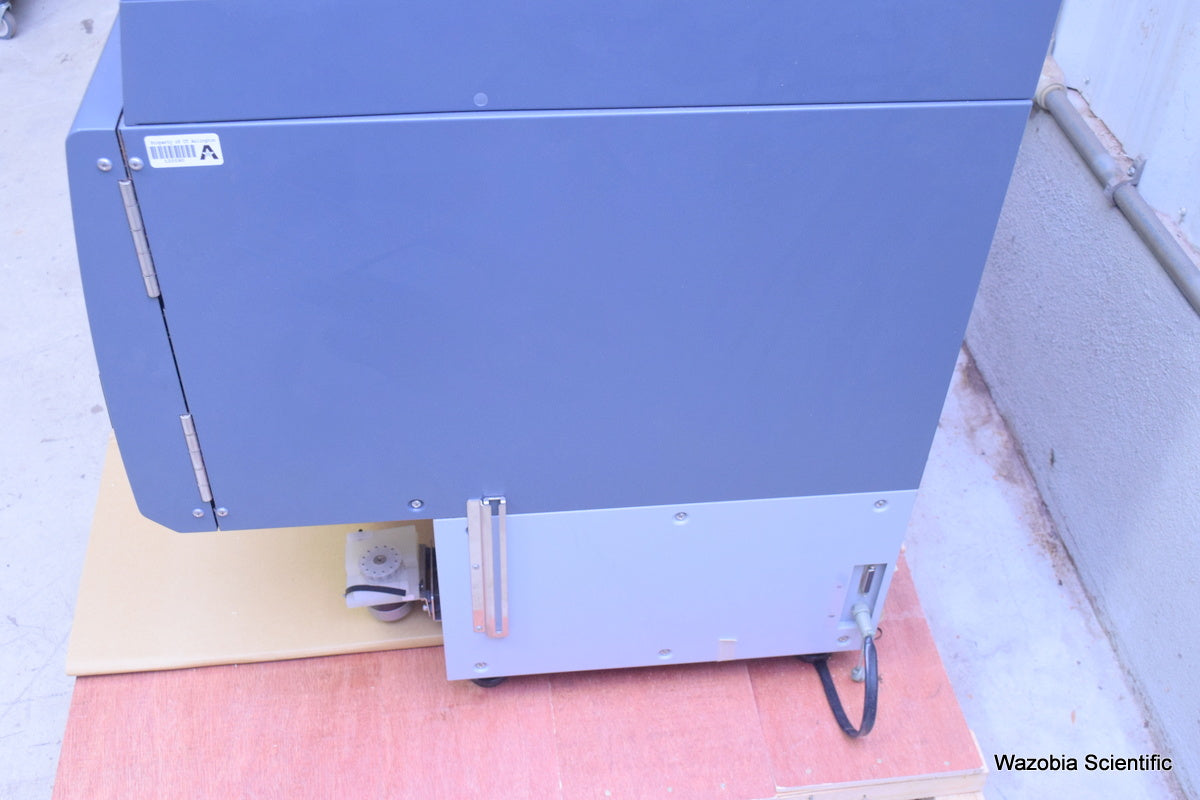 SHIMADZU PLASMA ATOMIC EMISSION SPECTROMETER ICPE-9000 211-86000-98