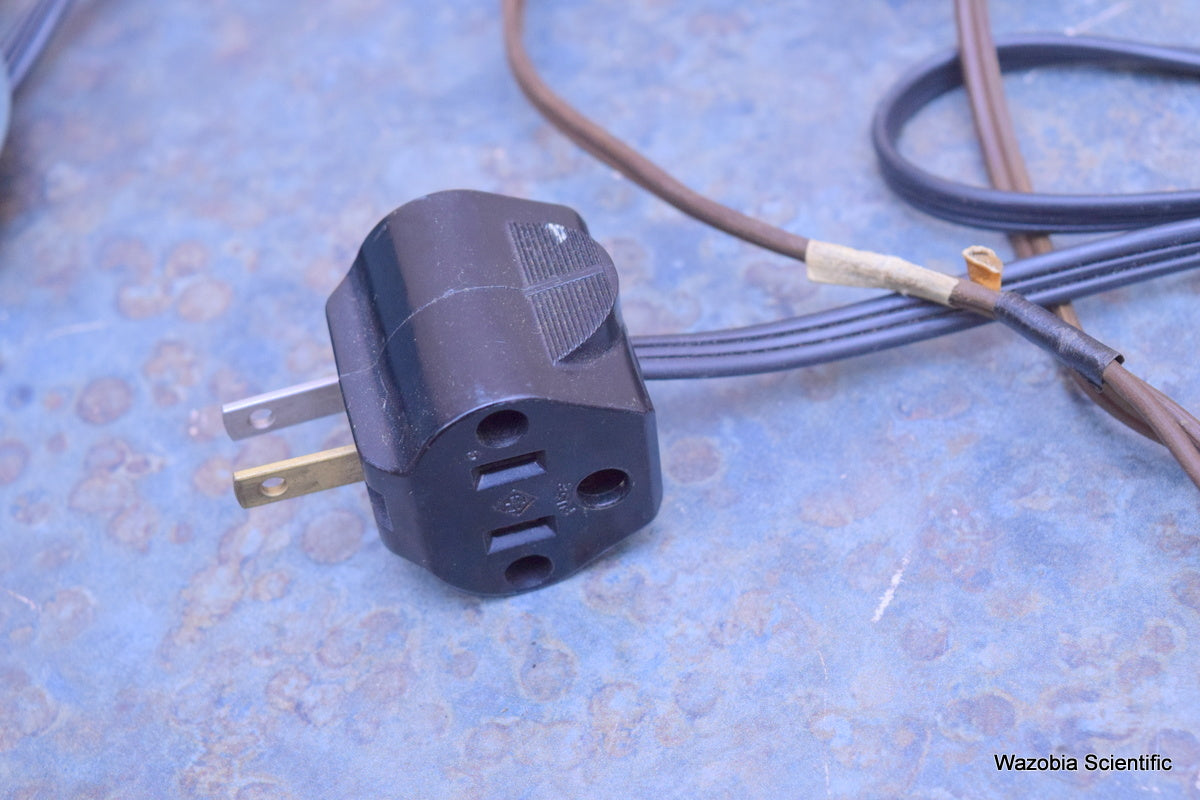 THE SUPERIOR ELECTRIC POWERSTAT VARIABLE AUTOTRANSFORMER TYPE 2PF10 0-132V 1AMP