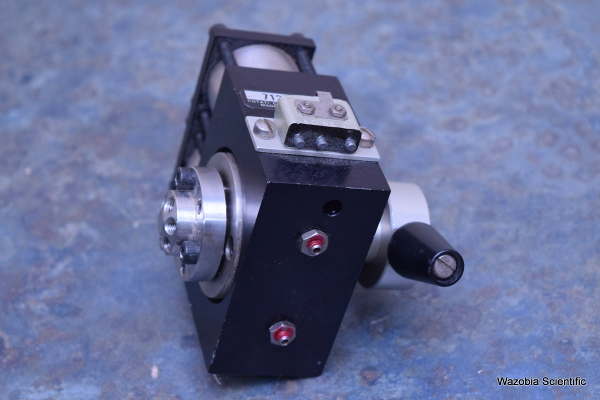 RHEODYNE 7126 SAMPLE INJECTOR
