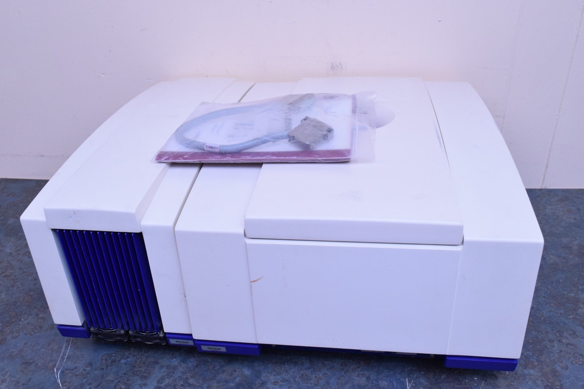 BRUKER THE MINISPEC MQ60 NMR ANALYZER NUCLEAR MAGNETIC RESONANCE ND1929
