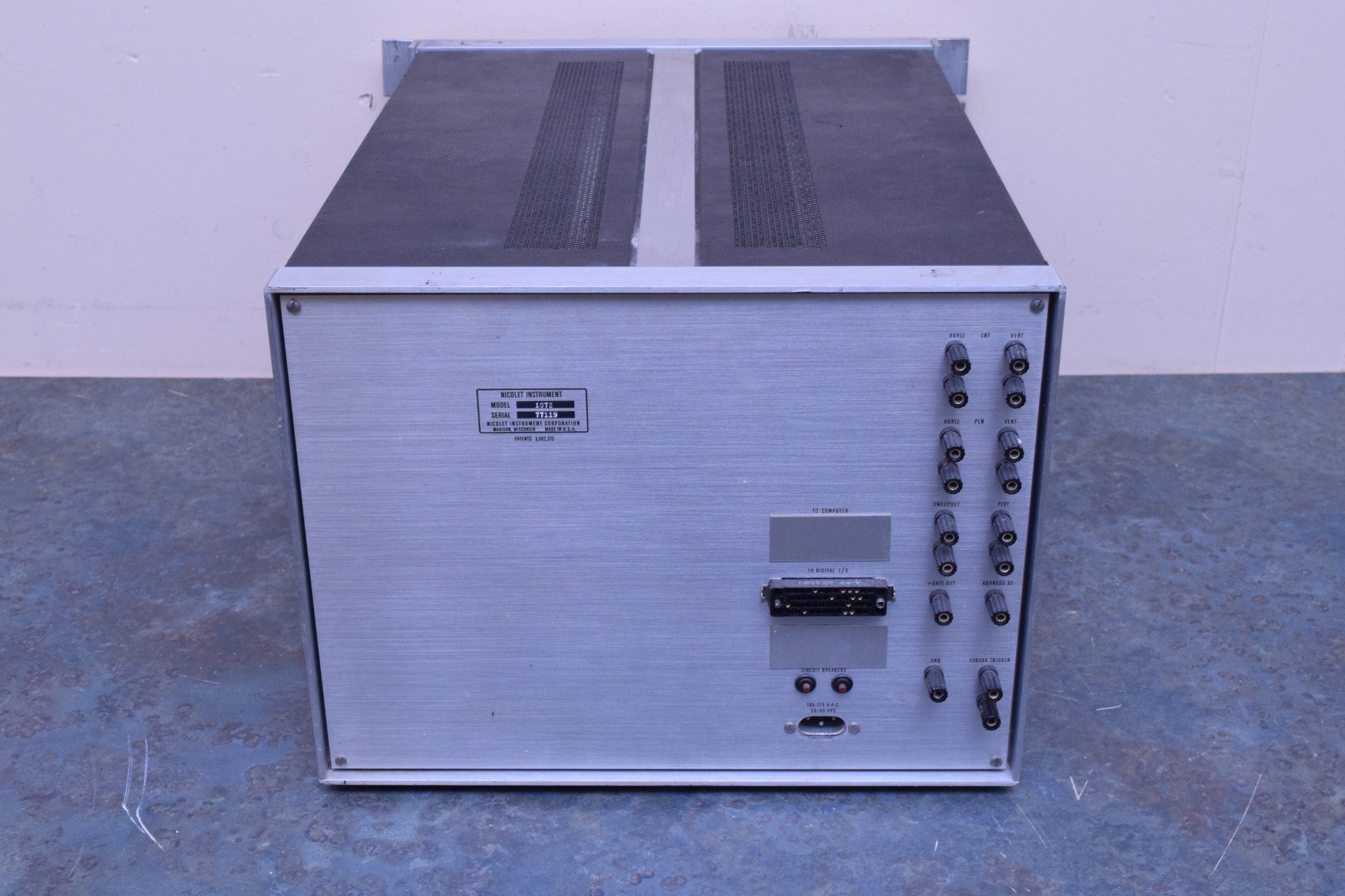 NICOLET INSTRUMENT MODEL 1072 INSTRUMENT COMPUTER SW-71 B WIDE RANGE SWEEP CONTR