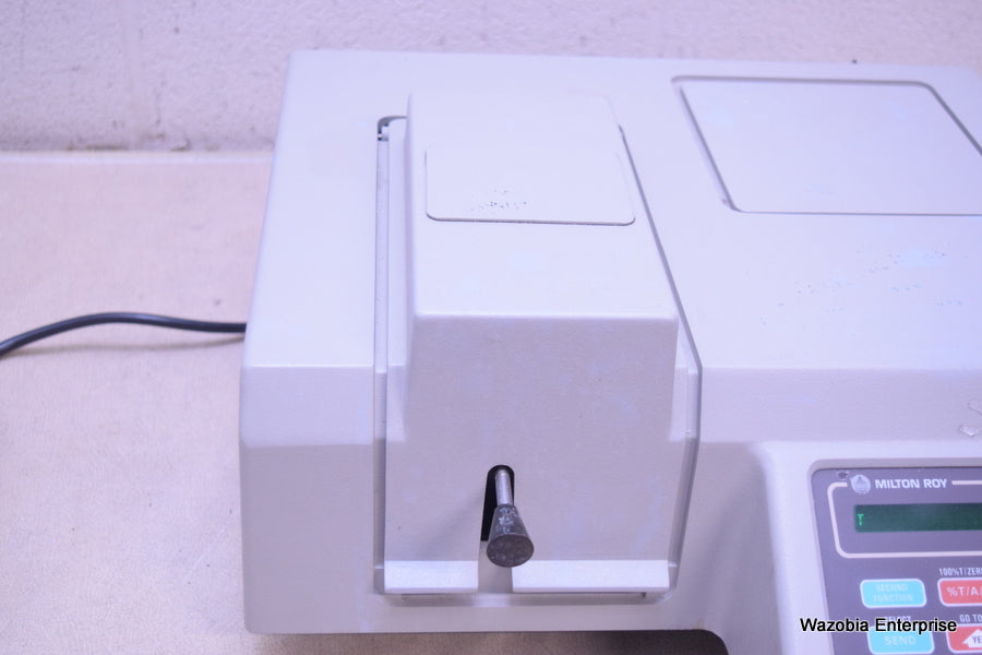 MILTON ROY SPECTRONIC 601 SPECTROPHOTOMETER