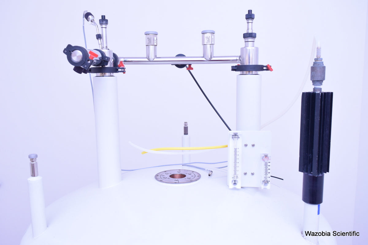 BRUKER 600 NMR ULTRASHIELD SPECTROMETER NUCLEAR MAGNETIC RESONANCE W/ MANUALS