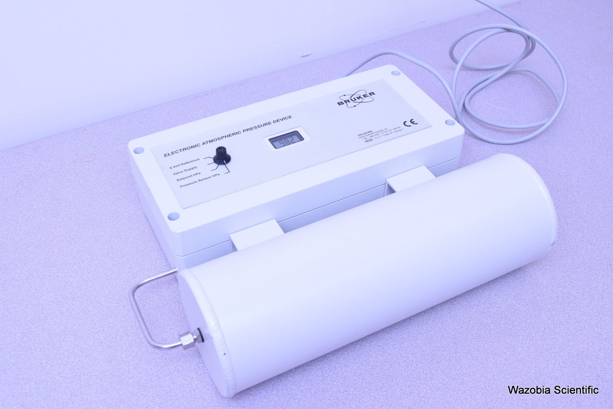 BRUKER 600 NMR ULTRASHIELD SPECTROMETER NUCLEAR MAGNETIC RESONANCE W/ MANUALS