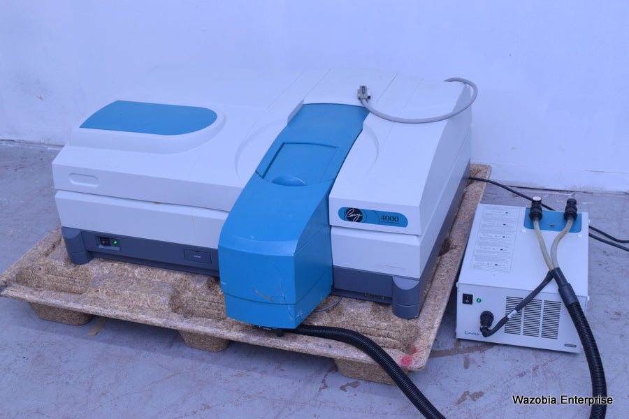 VARIAN 4000 UV-VIS SPECTROPHOTOMETER WITH TEMPERATURE CONTROLLER