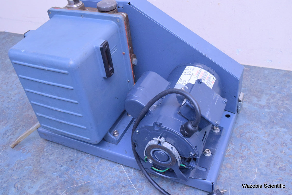 WELCH 1402 SERIES DUOSEAL VACUUM PUMP LABORATORY PUMP  1/2 HP