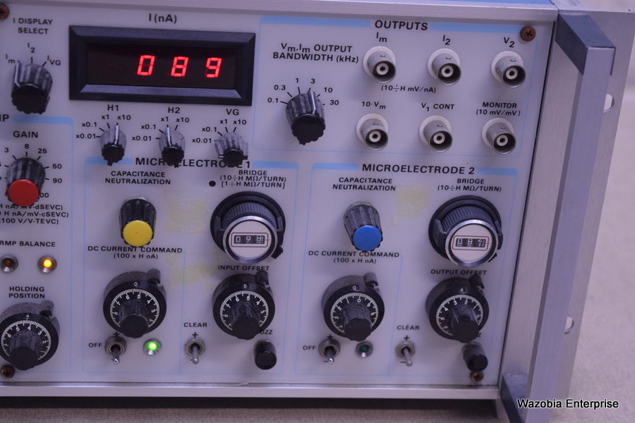 AXON INSTRUMENTS AXOCLAMP 2A CURRENT AND VOLTAGE CLAMP
