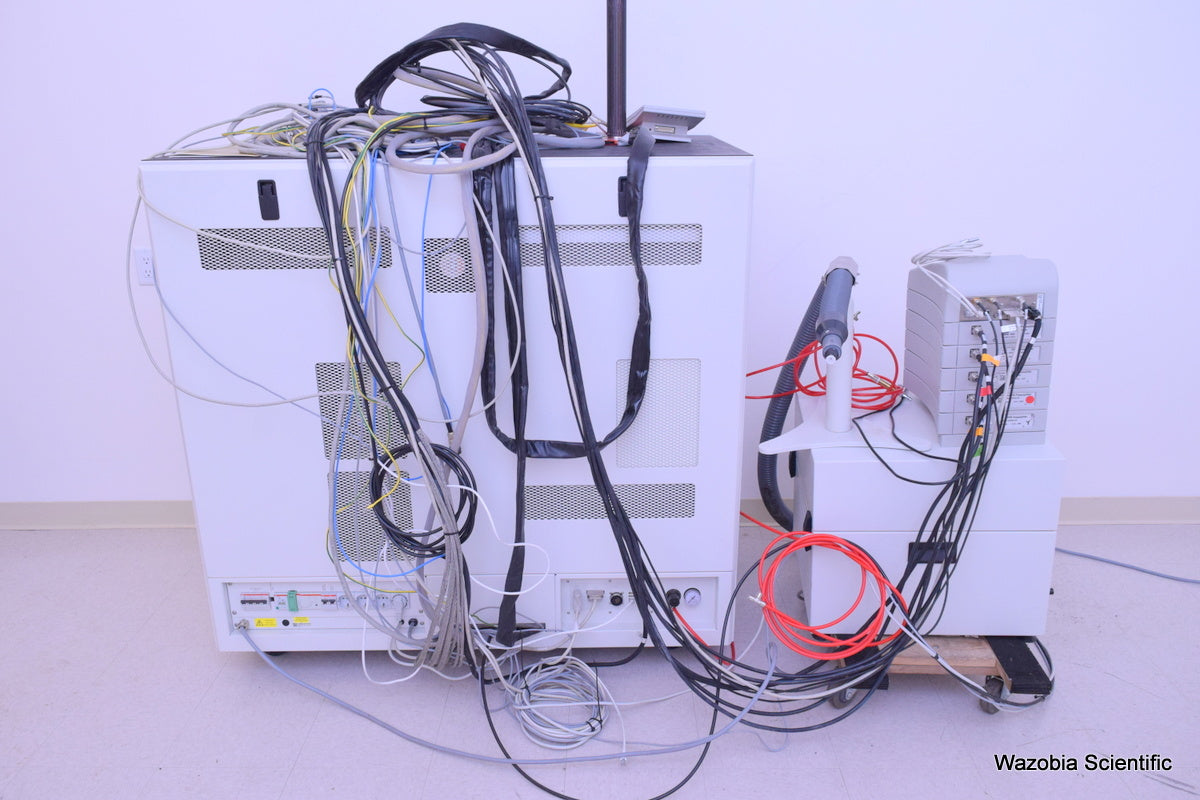 BRUKER 600 NMR ULTRASHIELD SPECTROMETER NUCLEAR MAGNETIC RESONANCE W/ MANUALS