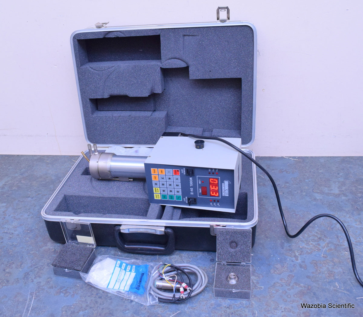 BROOKFIELD DIGITAL VISCOMETER MODEL DV-II CP 51 52