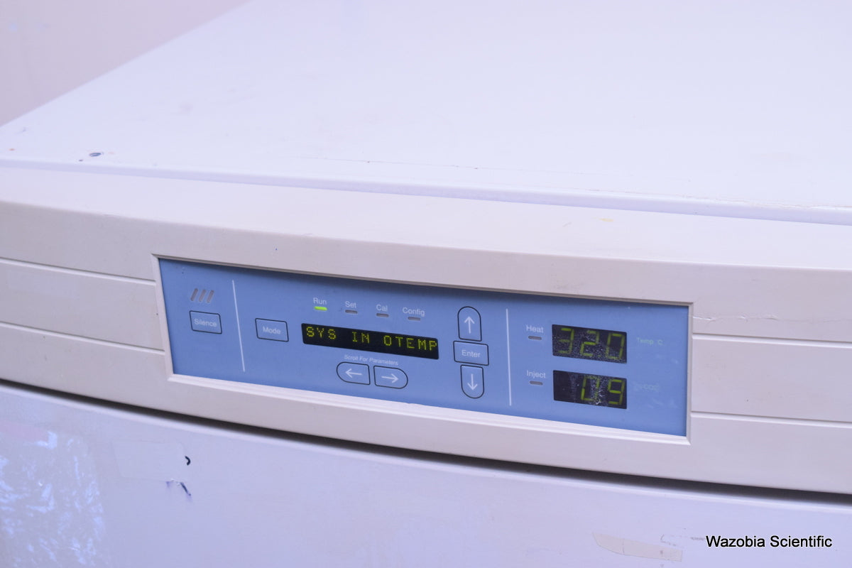 FORMA SCIENTIFIC MODEL 3110 CO2 WATER JACKETED LABORATORY INCUBATOR