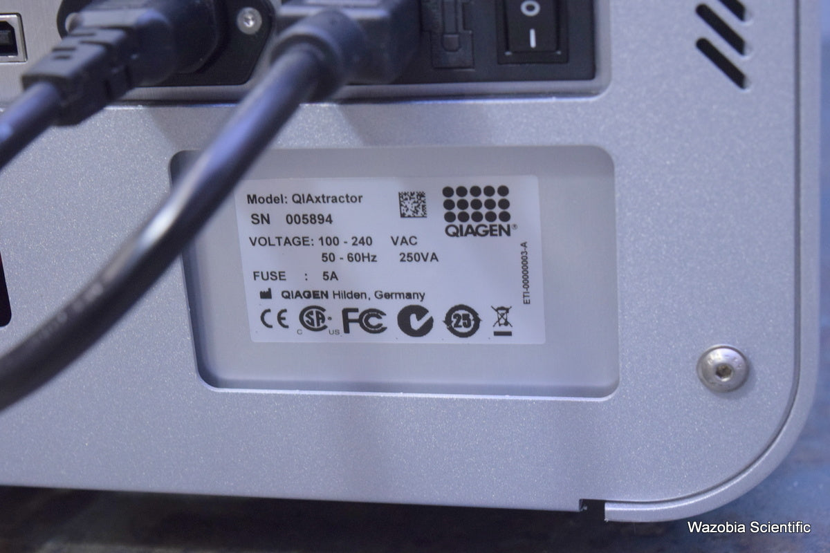 QIAGEN QIACUBE HT NUCLEIC ACID PURIFICATION ROBOTIC WORKSTATION WITH SOFTWARE