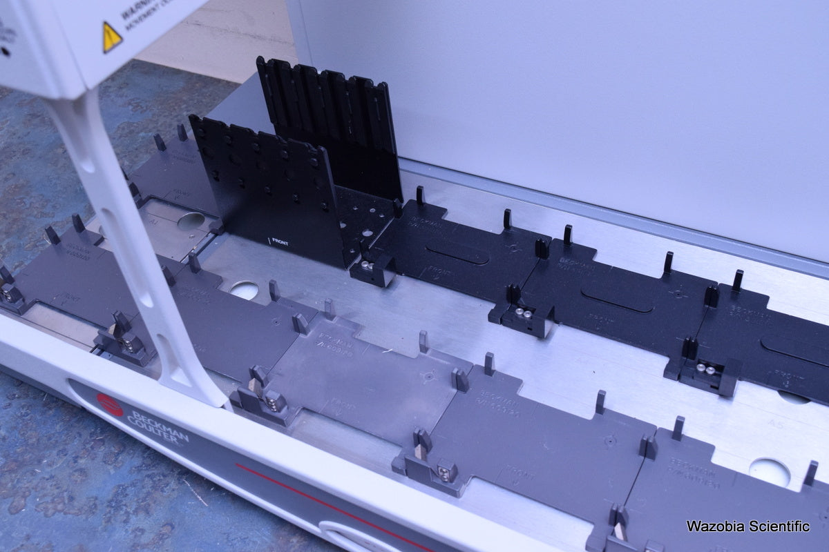 BECKMAN COULTER BIOMEK 3000 LIQUID HANDLING AUTOMATION WORKSTATION P20 MP20 P100