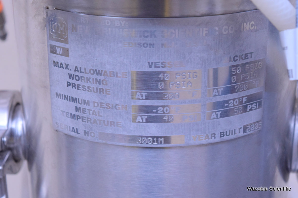 NEW BRUNSWICK STAINLESS STEEL INDUSTRIAL FERMENTOR BIOREACTOR VESSEL