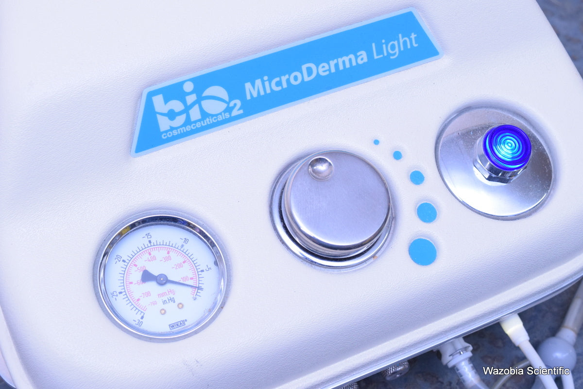 BIO2 COSMECEUTICALS 2 MICRO DERMA LIGHT