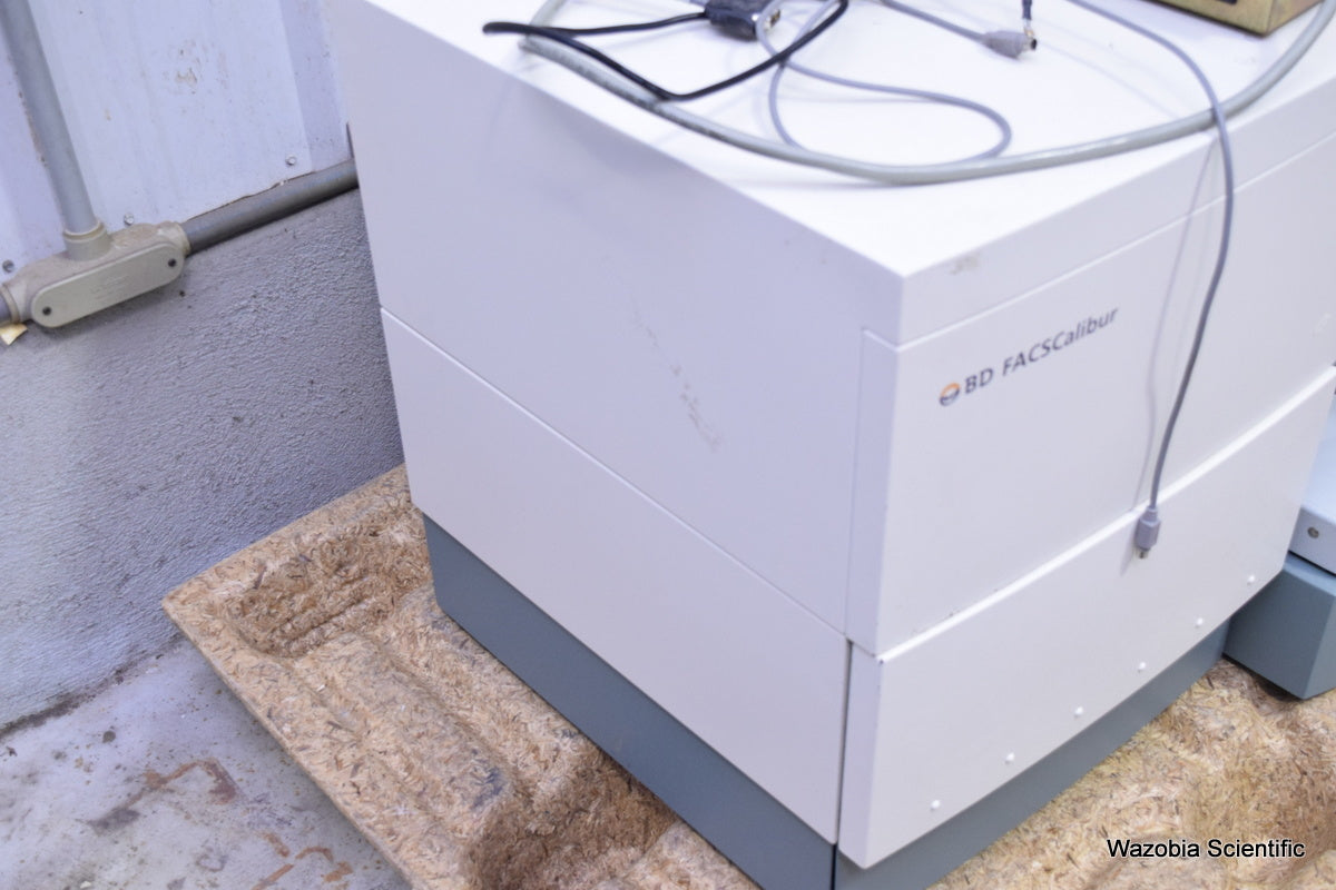 BECTON BD FACSCALIBUR FLOW CYTOMETER WITH DETECTORS & FACS LOADER ELECTRONICS