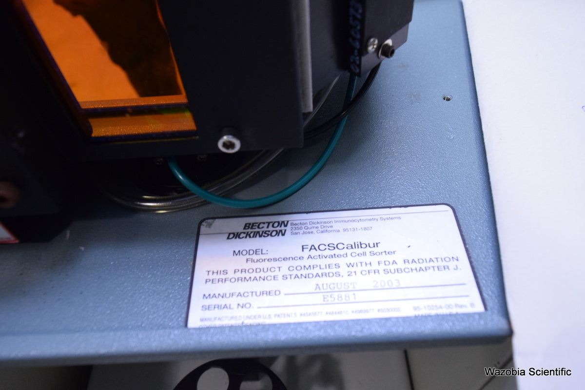 BECTON BD FACSCALIBUR FLOW CYTOMETER WITH DETECTORS & FACS LOADER ELECTRONICS