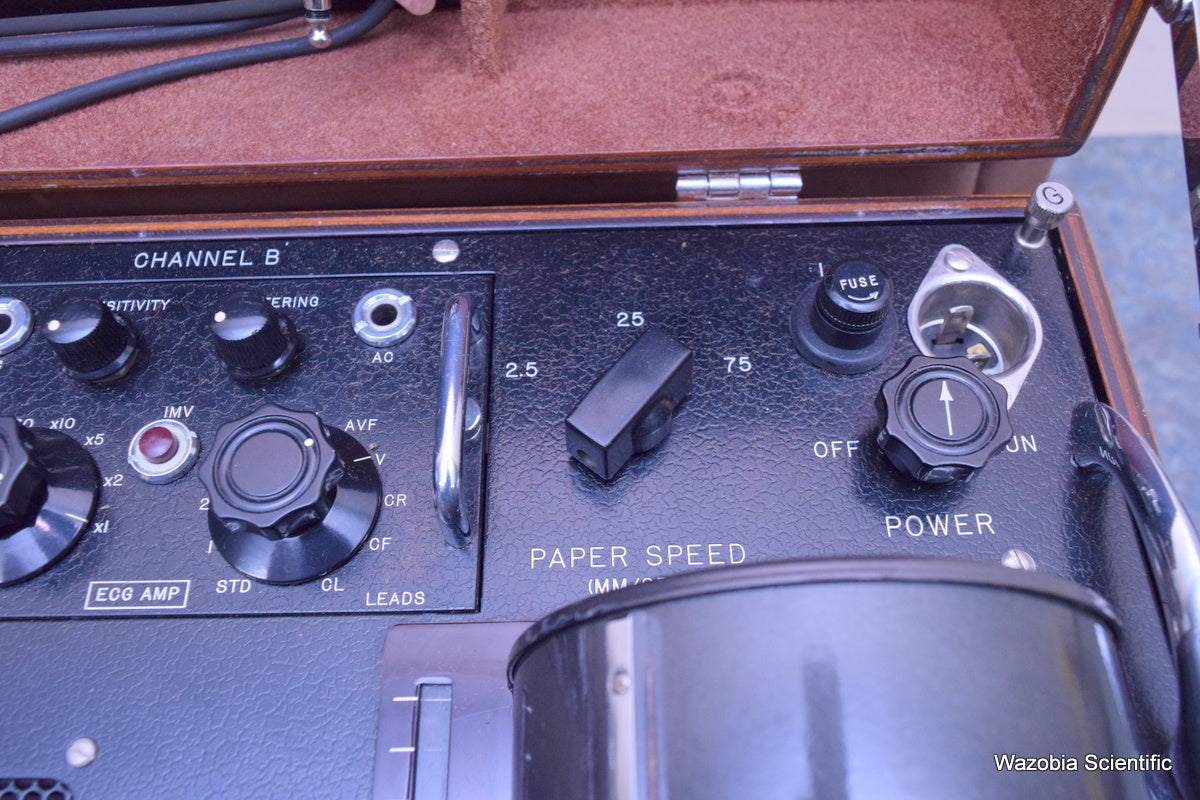 SANBORN COMPANY TWIN BEAM MODEL 62 ELECTROCARDIOGRAPH OSCILLOSCOPE VINTAGE