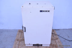 BLUE M DRY TYPE BACTERIOLOGICAL INCUBATOR GRAVITY CONVECTION MODEL 200A 200 A