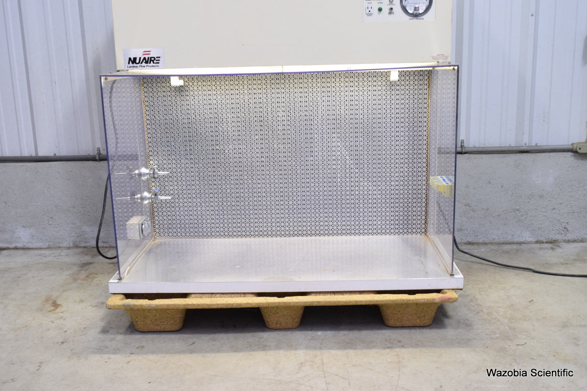 NUAIRE LAMINAR FLOW PRODUCTS FUME HOOD MODEL  NU-201-430