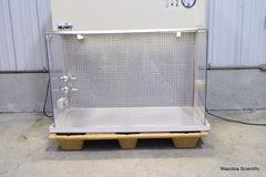 NUAIRE LAMINAR FLOW PRODUCTS FUME HOOD MODEL  NU-201-430