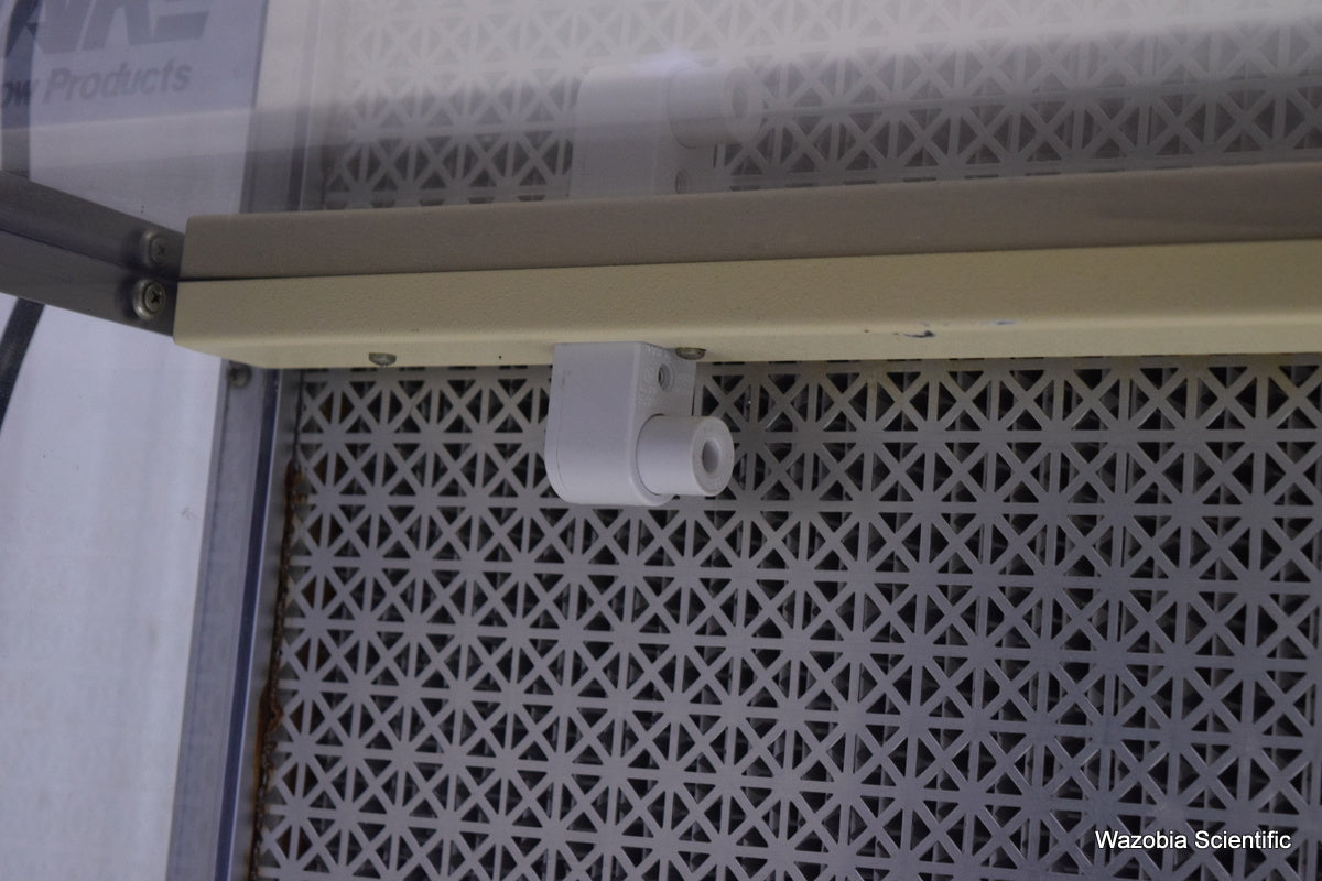 NUAIRE LAMINAR FLOW PRODUCTS FUME HOOD MODEL  NU-201-430