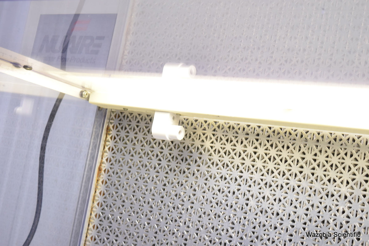 NUAIRE LAMINAR FLOW PRODUCTS FUME HOOD MODEL  NU-201-430
