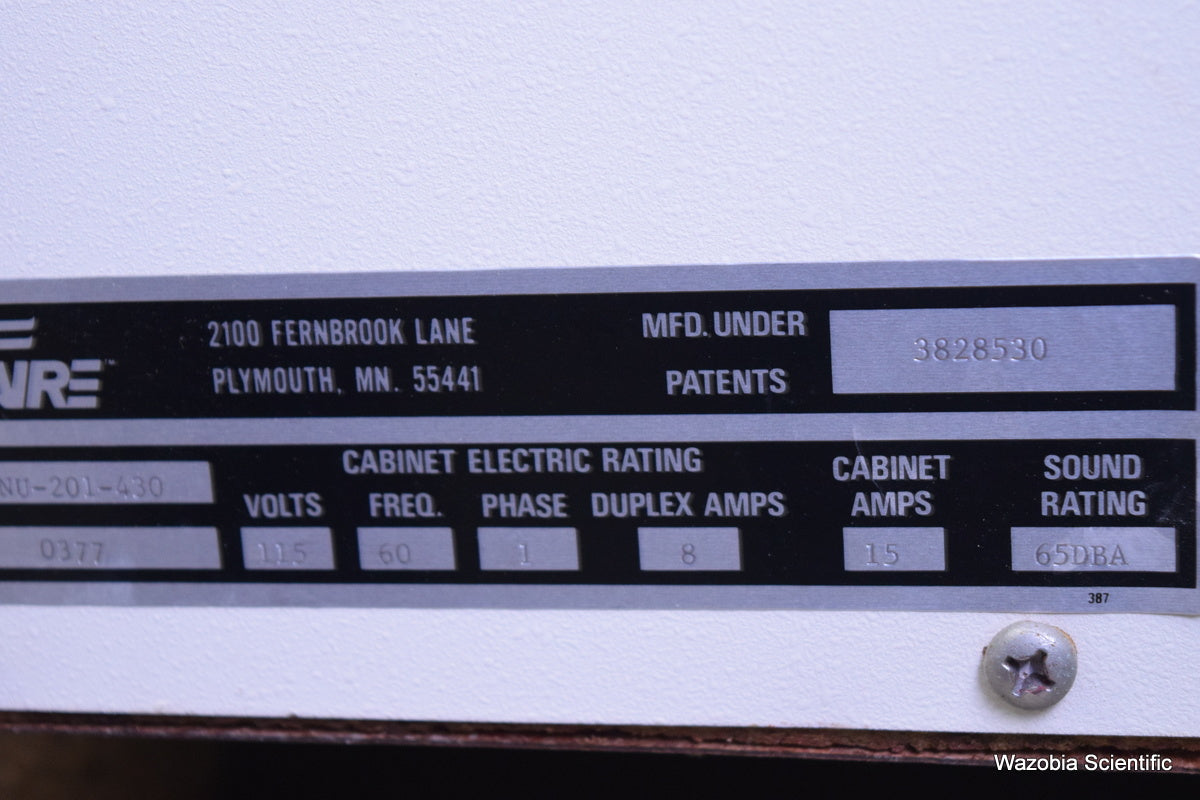 NUAIRE LAMINAR FLOW PRODUCTS FUME HOOD MODEL  NU-201-430