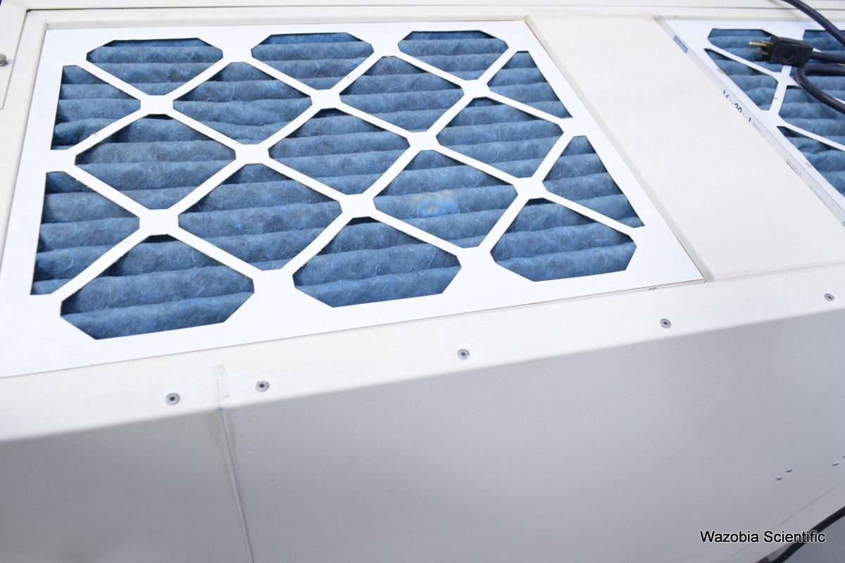 NUAIRE LAMINAR FLOW PRODUCTS FUME HOOD MODEL  NU-201-430