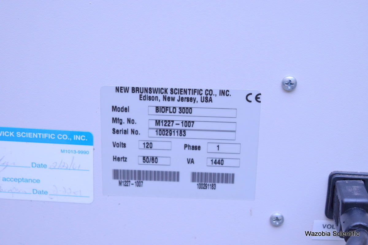 NEW BRUNSWICK SCIENTIFIC  BIOFLO 3000 BATCH CONTINUOUS BIOREACTOR M1227-1007