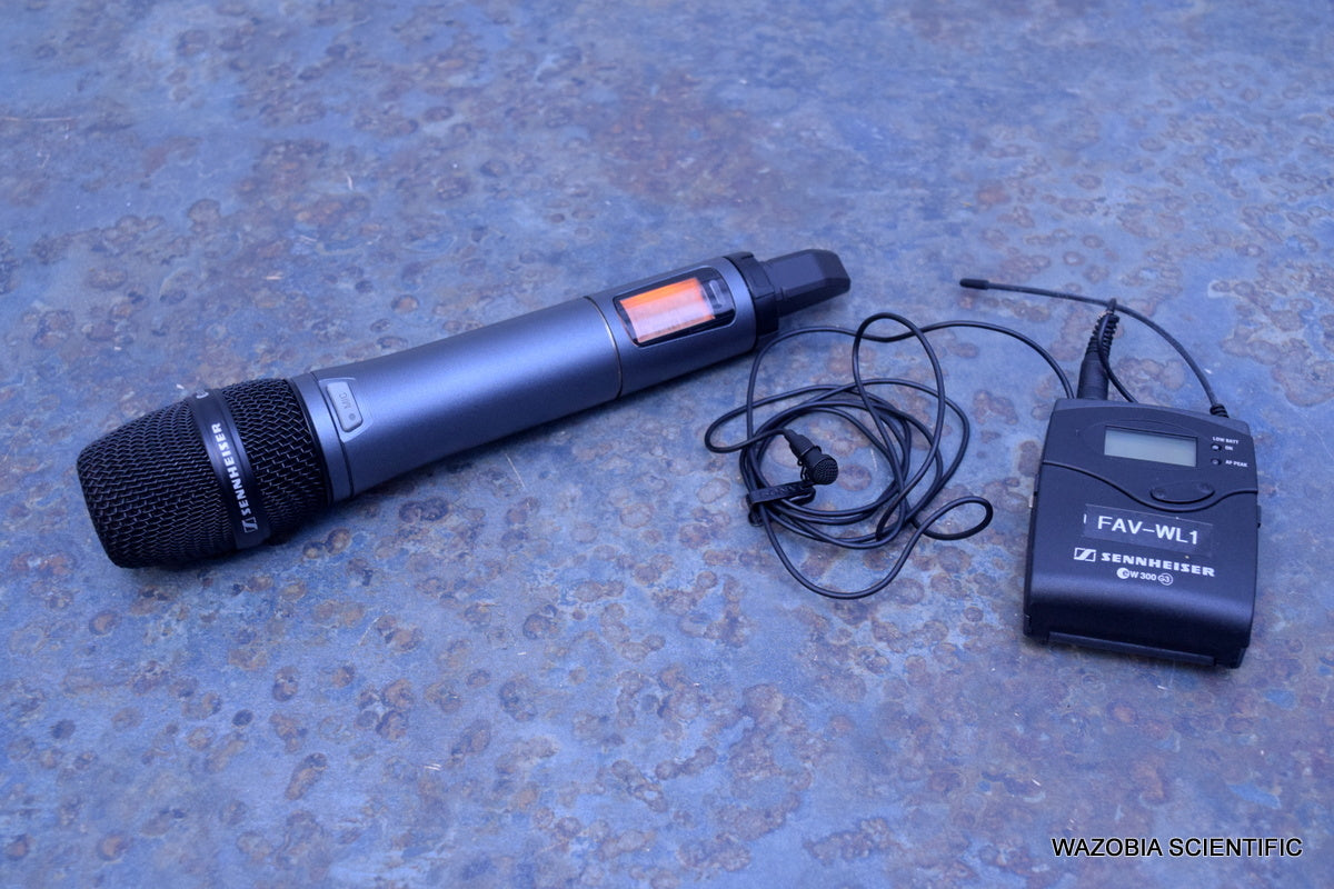 SENNHEISER 300 HANDHELD MICROPHONE AND BODYPACK TRANSMITTER SK 300 EW300 G3