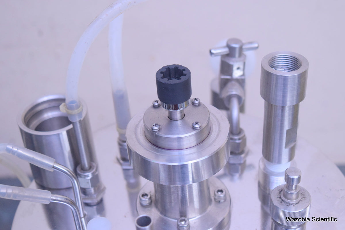 NEW BRUNSWICK SCIENTIFIC BIOFLO FERMENTOR BIOREACTOR 5L VESSEL