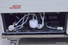 BD BECTON DICKINSON FACSCAN FLUORESCENCE ACTIVATED CELL ANALYZER WITH DETECTORS
