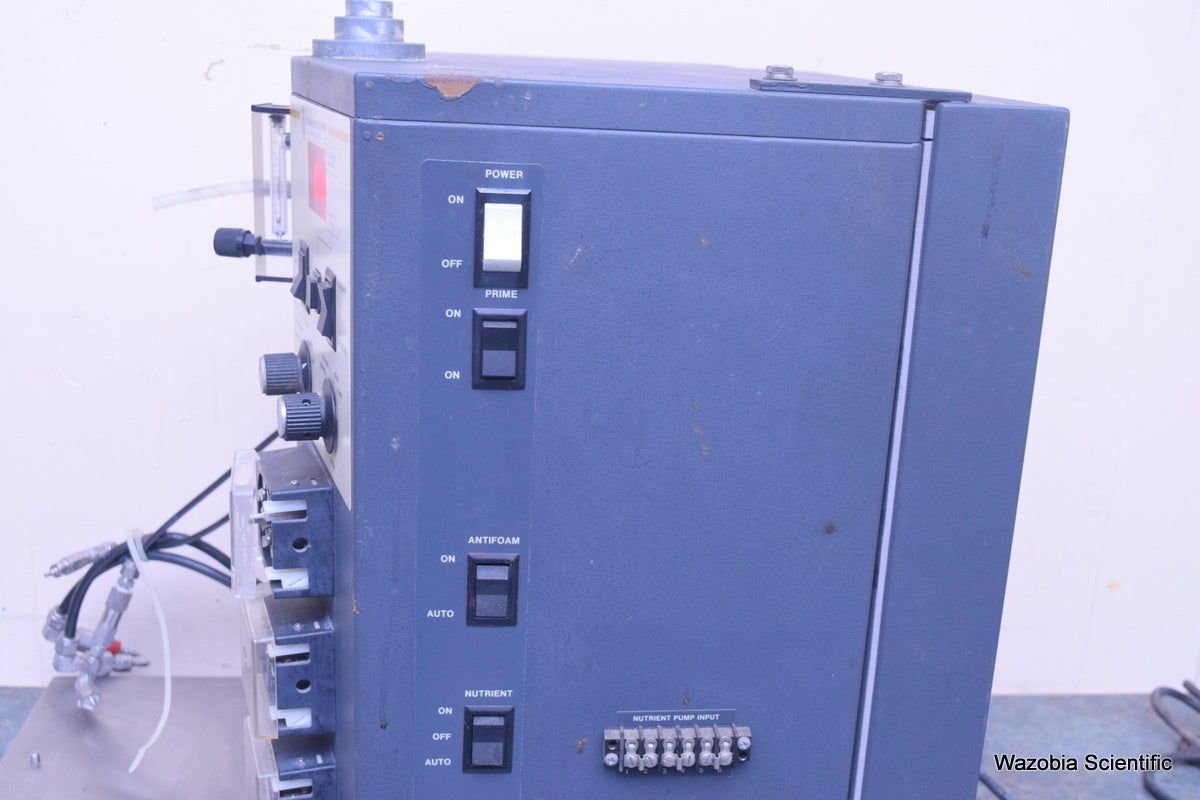 NEW BRUNSWICK SCIENTIFIC BIOFLO III BATCH CONTINUOUS FERMENTOR