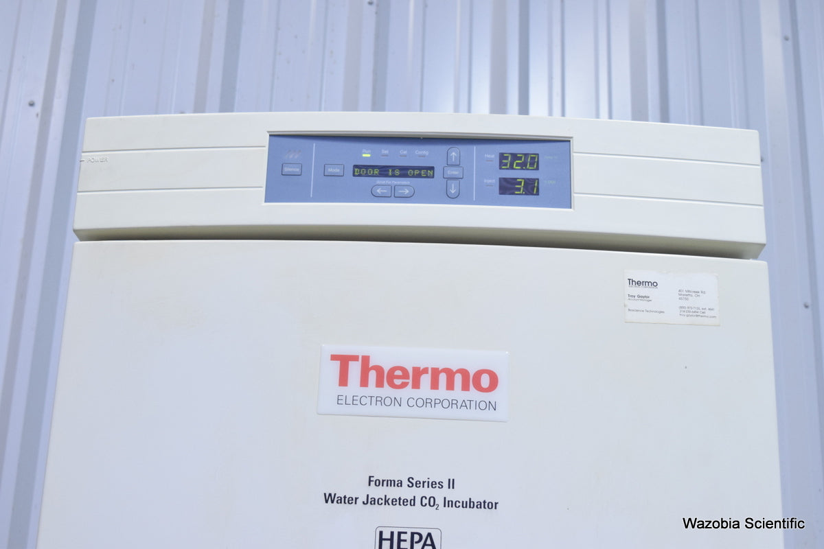 THERMO ELECTRON FORMA SERIES II WATER JACKETED CO2 INCUBATOR MODEL 3110