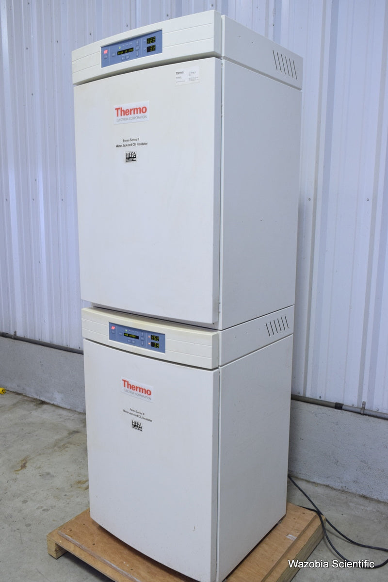 THERMO ELECTRON FORMA SERIES II WATER JACKETED CO2 INCUBATOR MODEL 3110