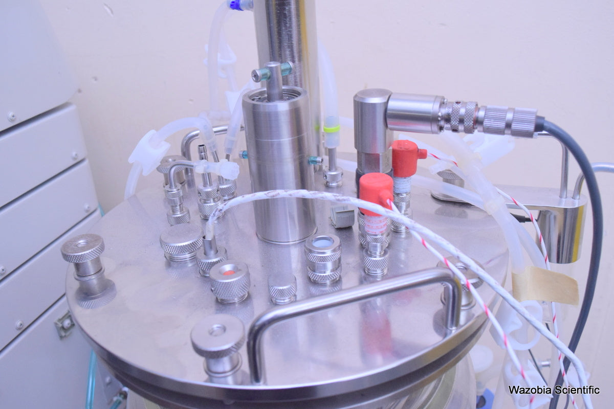 NEW BRUNSWICK SCIENTIFIC BIOFLO 110 MODULAR BENCHTOP FERMENTOR JACKET HEATER
