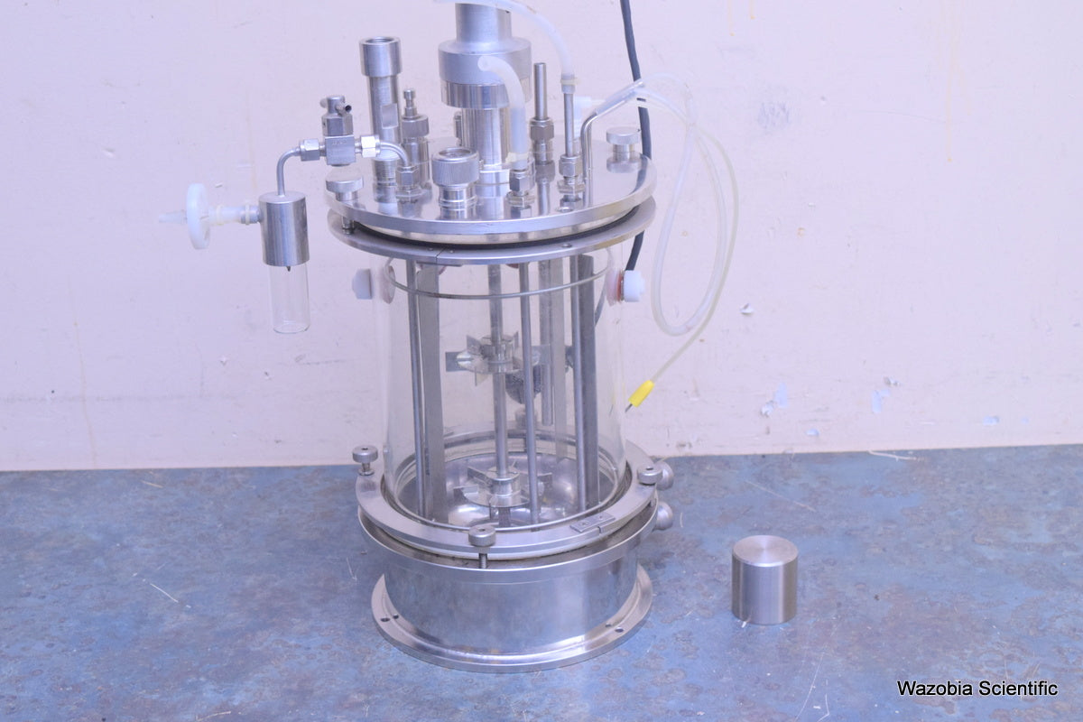NEW BRUNSWICK SCIENTIFIC BIOFLO FERMENTOR BIOREACTOR 5L VESSEL