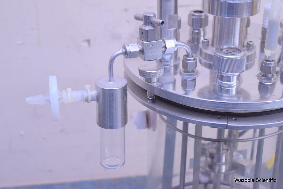 NEW BRUNSWICK SCIENTIFIC BIOFLO FERMENTOR BIOREACTOR 5L VESSEL