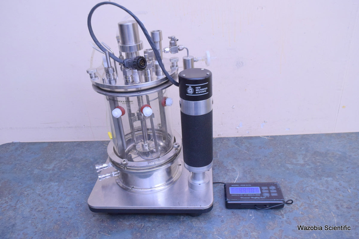 NEW BRUNSWICK SCIENTIFIC BIOFLO FERMENTOR BIOREACTOR 5L VESSEL