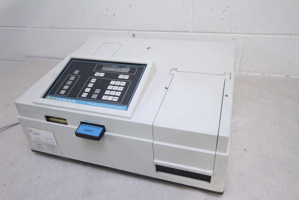 BECKMAN DU-40 SPECTROPHOTOMETER WITH SOFT PAC MODULE QUANT II